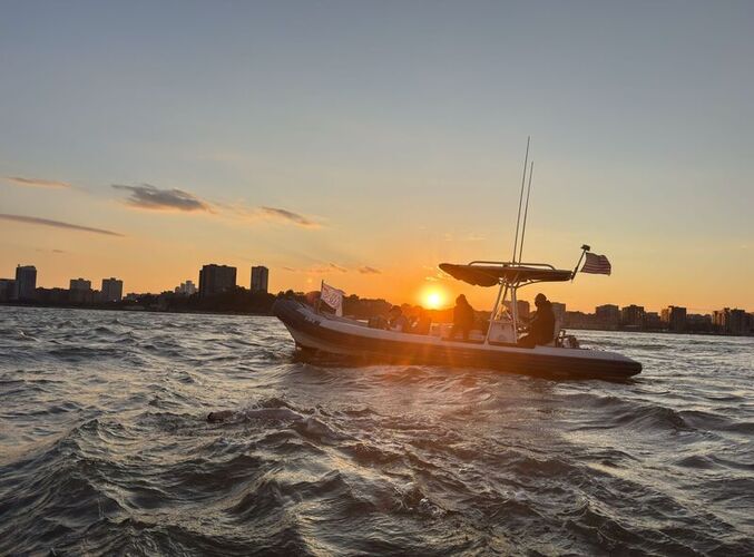 Swells again at the end of the swim in the Hudson